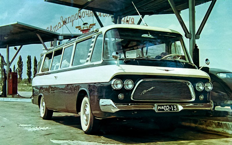 ЗИЛ-118 Юность
