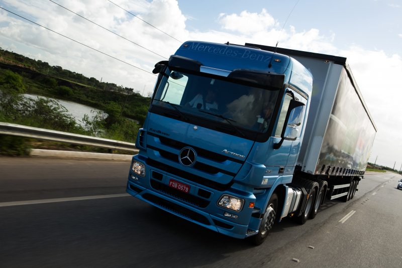Mercedes-Benz Actros 2