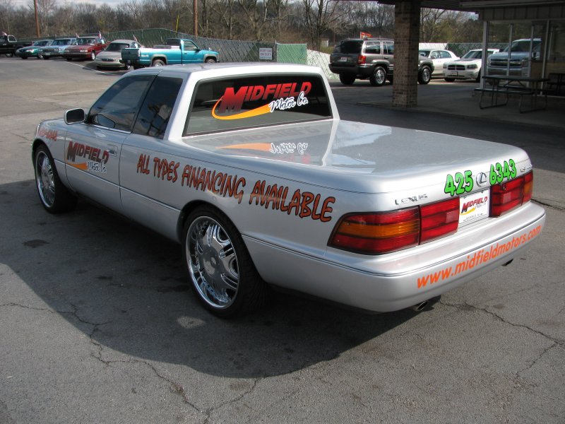 Lexus LS пикап