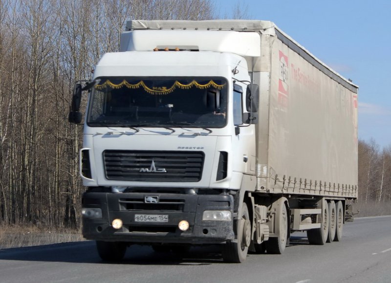 МАЗ 5440