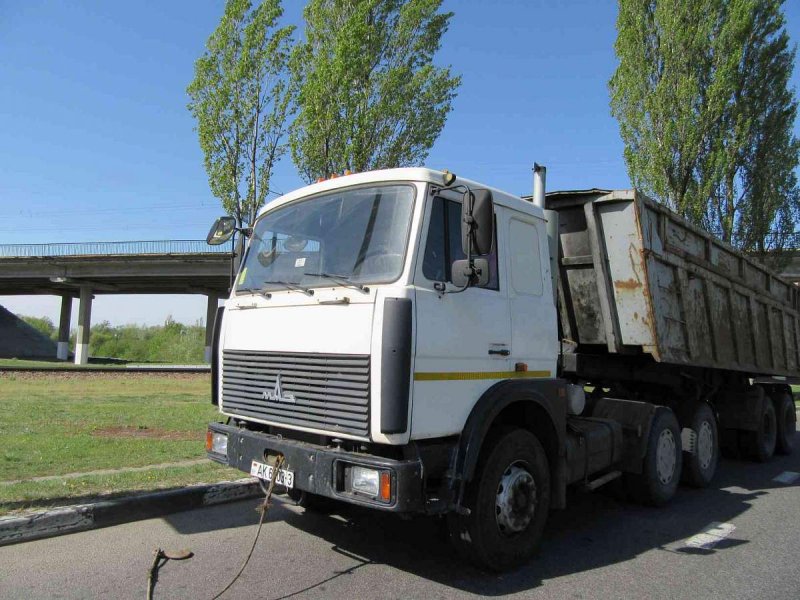 МАЗ 640