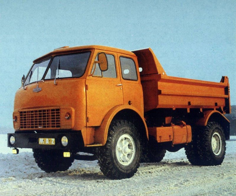 МАЗ 512