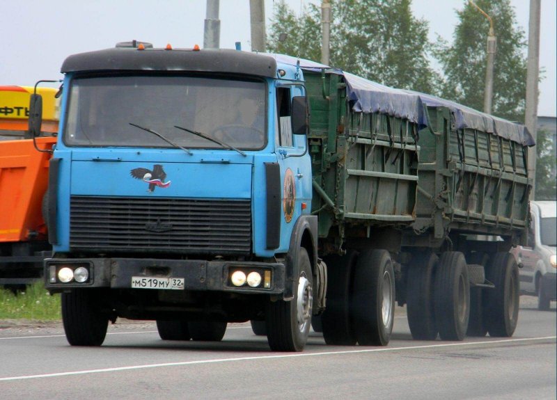 МАЗ 5337 грузовик