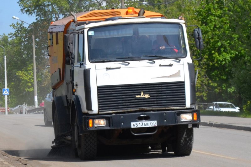 МАЗ 790