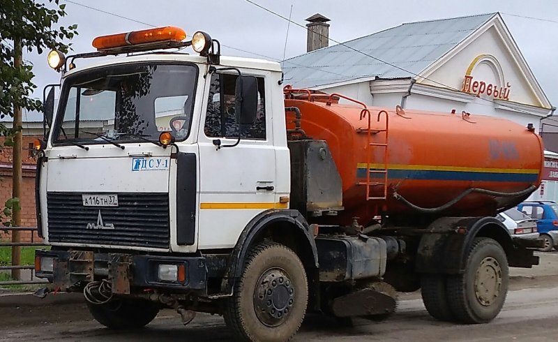 МАЗ 5337 поливомоечный