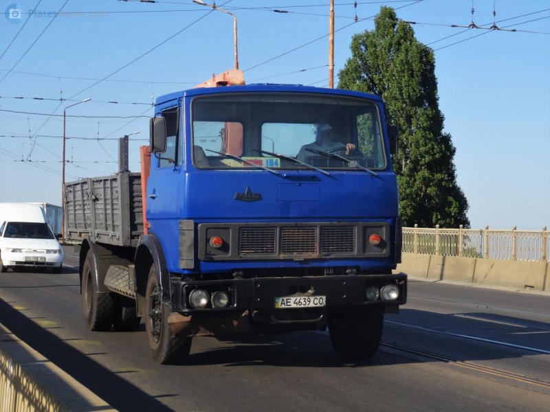 МАЗ 5337 1988