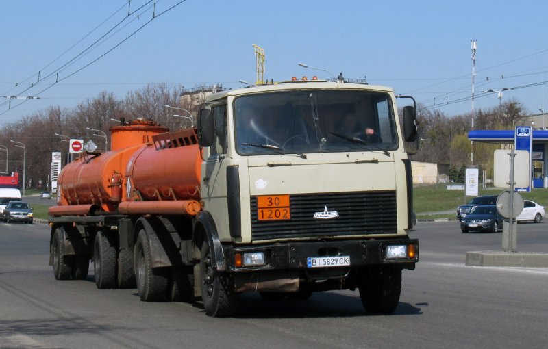 МАЗ 5337 миксер
