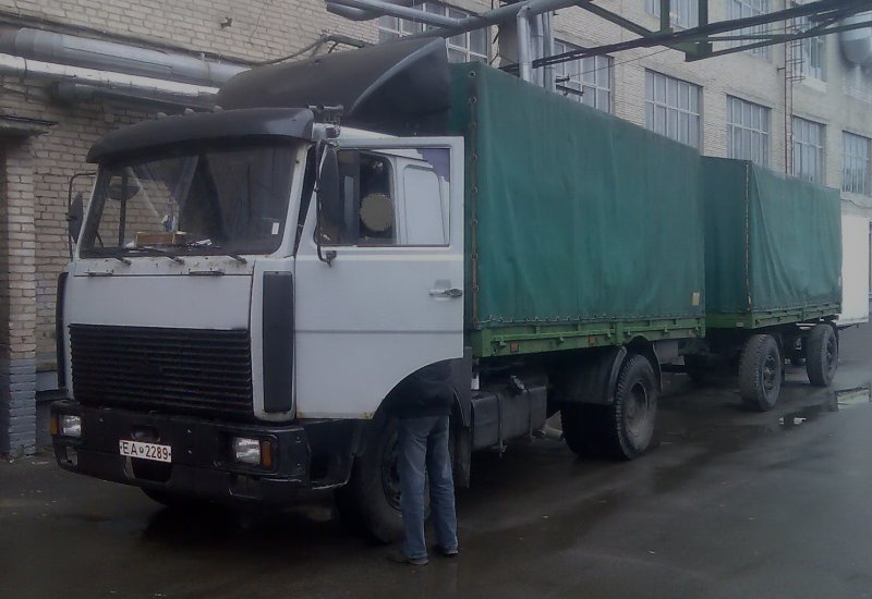 МАЗ 5337 контейнеровоз