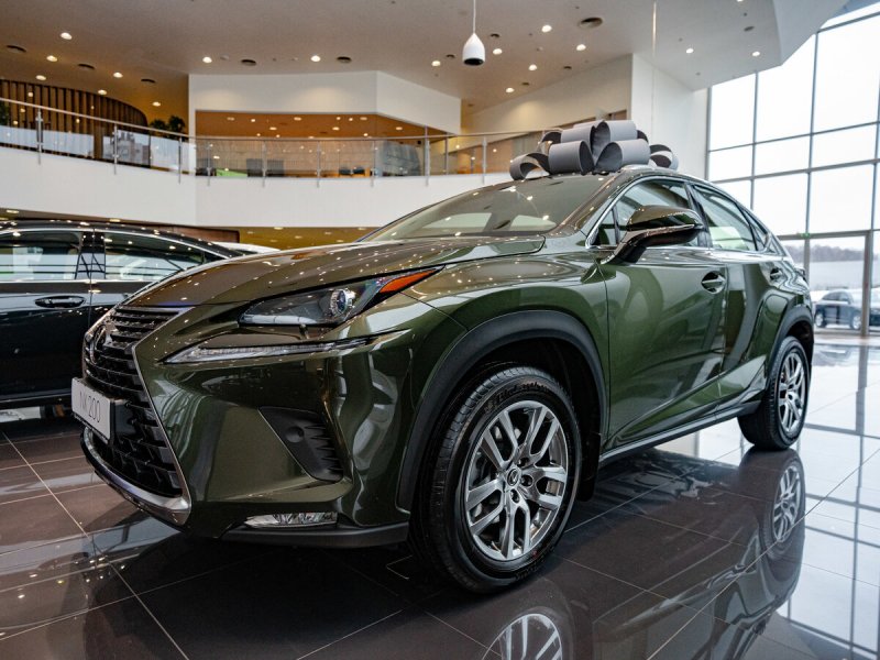 Лексус NX 200 2021