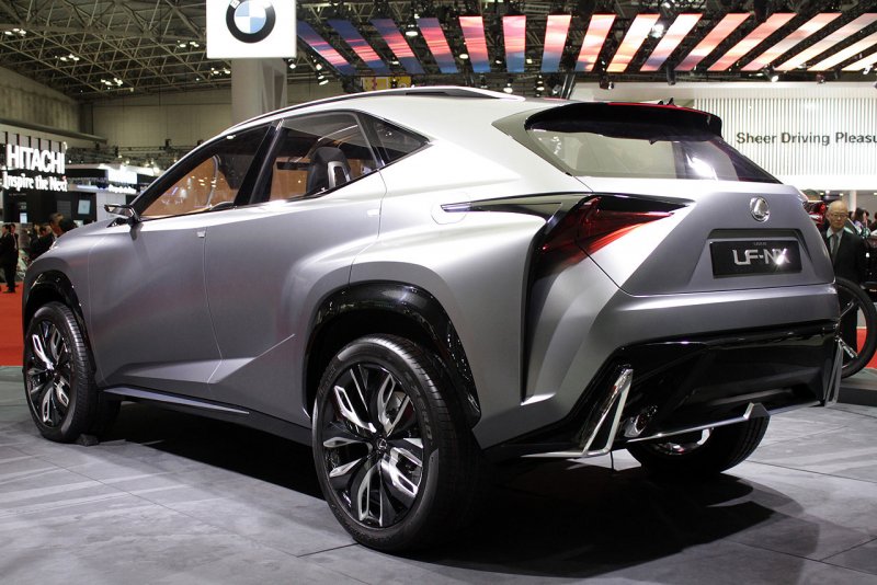 Lexus NX 2013