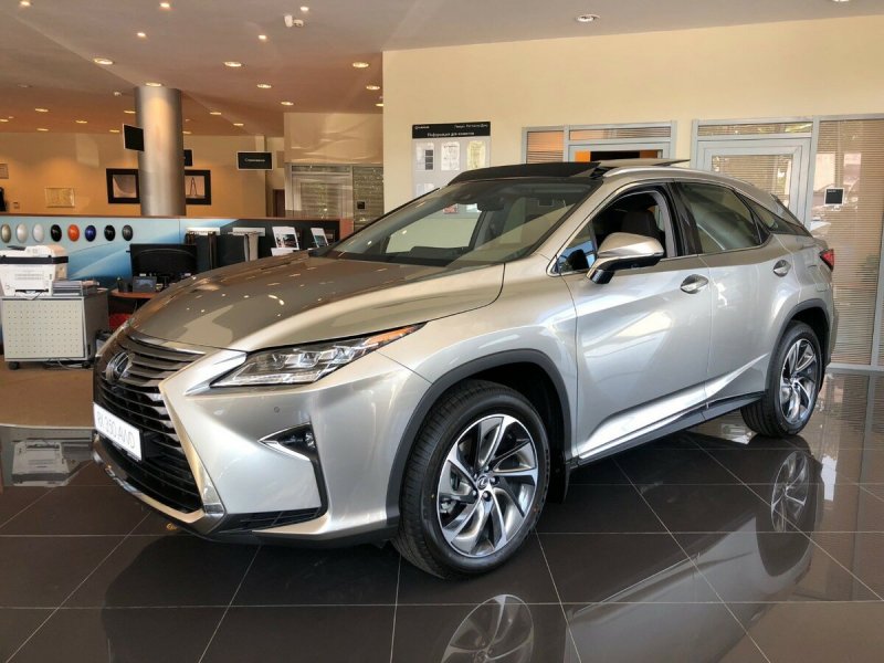Lexus LF-NX 2020