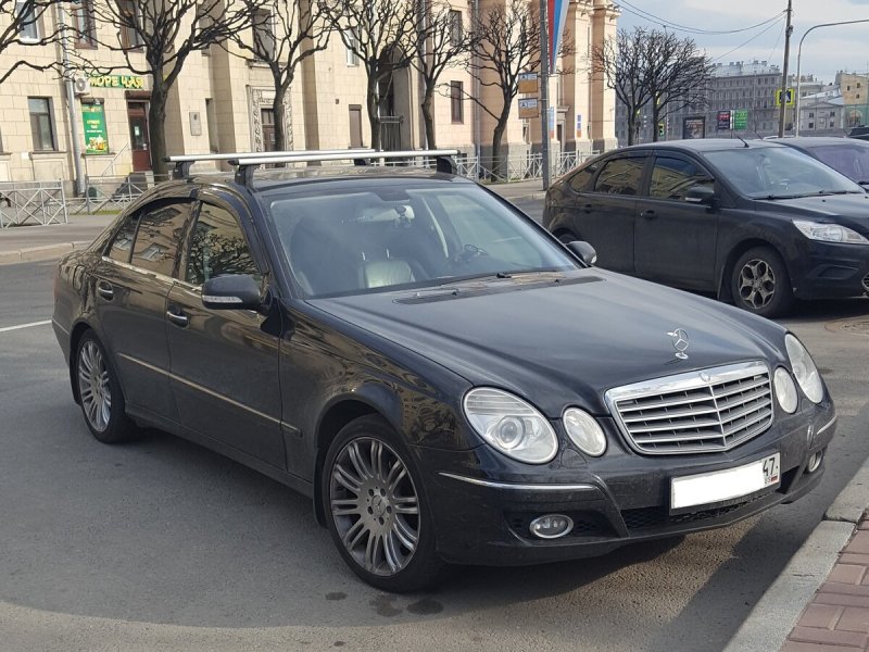 Mercedes Benz e 280 4 matic