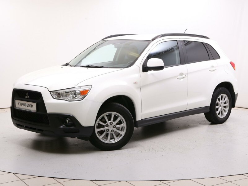 Mitsubishi ASX белый 2011