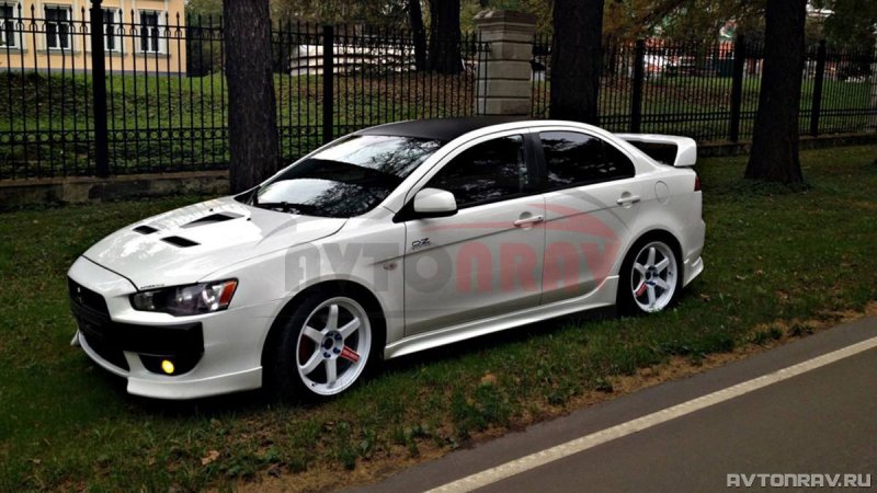 Mitsubishi Lancer 2012