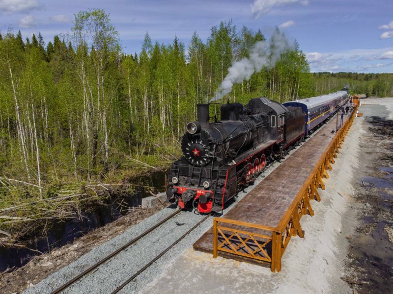 Паровоз Карелия Рускеала