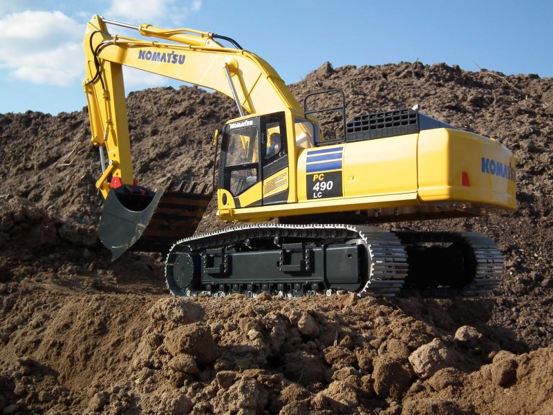 Карьерный экскаватор JCB