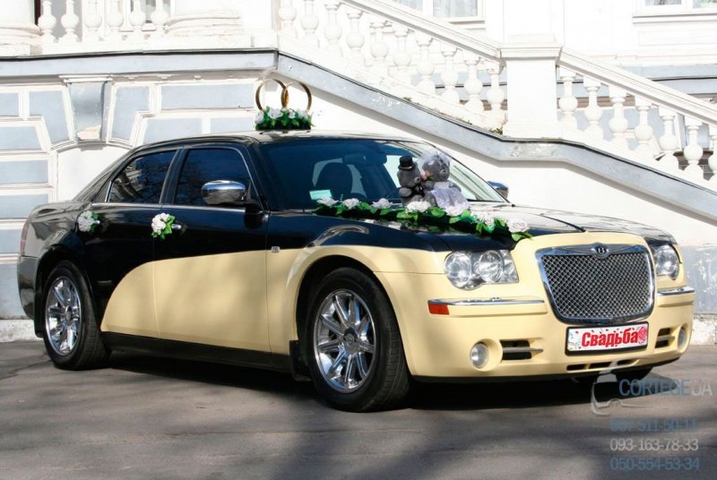 Крайслер 300 c свадебный