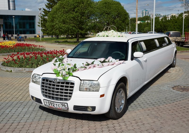 Свадебный лимузин