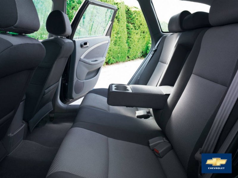 Chevrolet Lacetti универсал салон