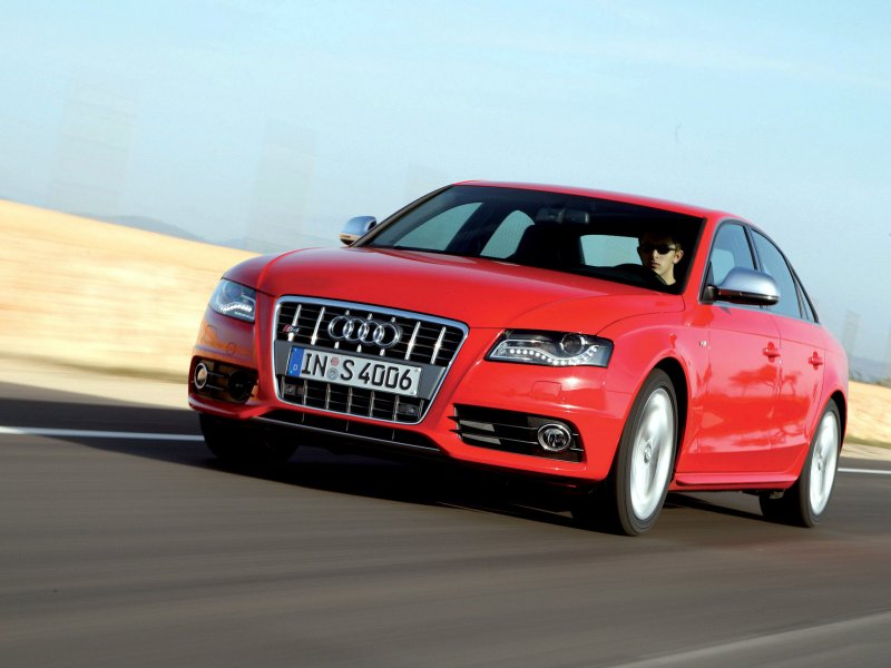 Audi s4 b8 sedan