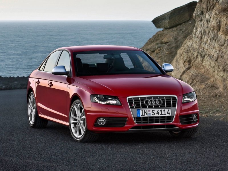 Ауди s4 2010