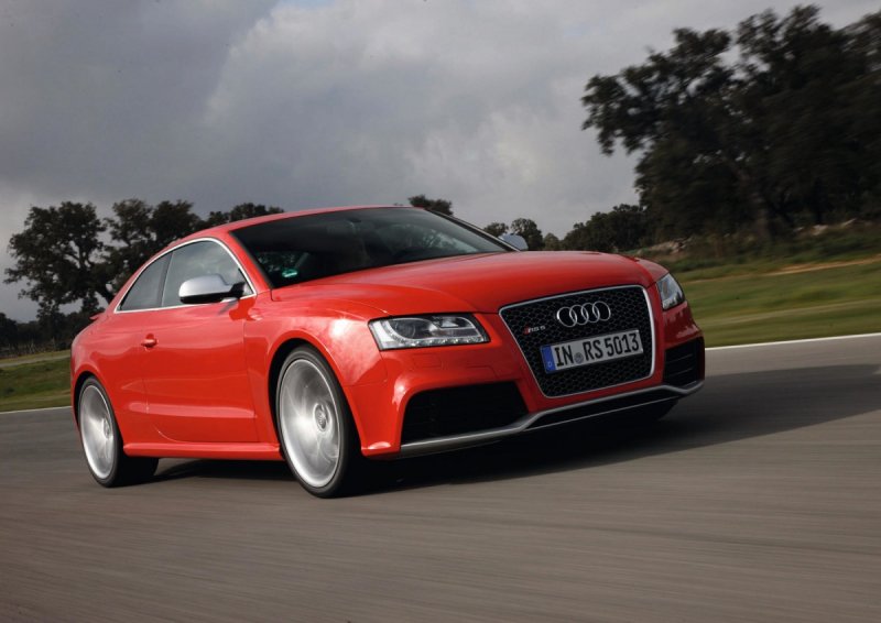 Audi rs5 2011