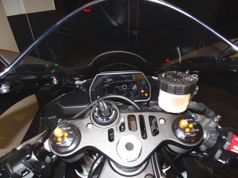 Yamaha YZF r1 спидометр