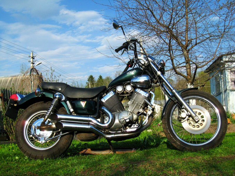 Yamaha XV 400