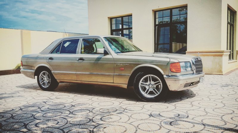 Мерседес дипломат w126
