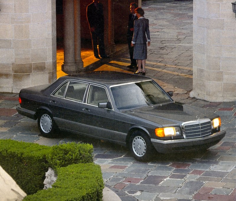 Мерседес 500 дипломат