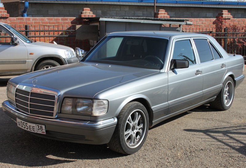 Мерседес дипломат w126