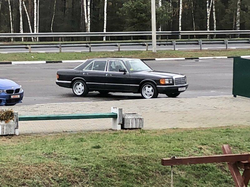 Мерседес дипломат w126