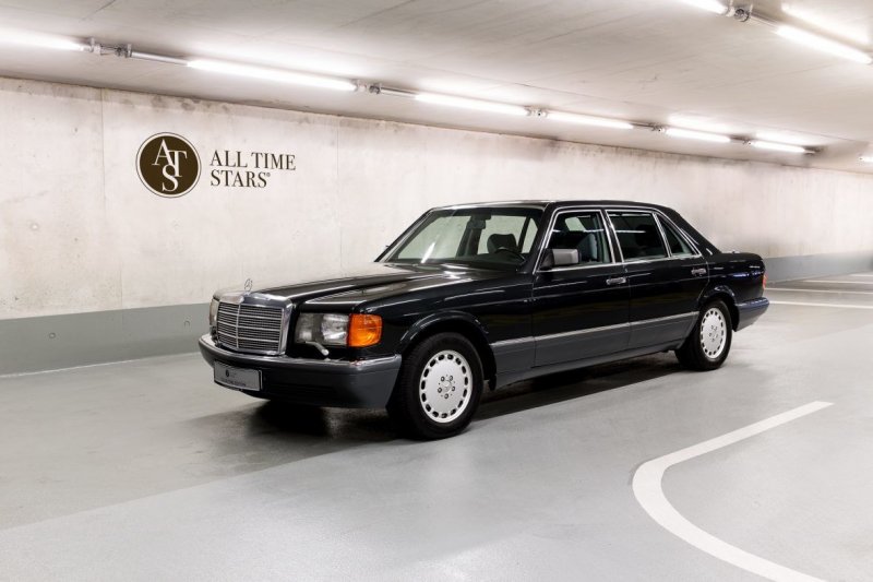 Mercedes Benz 560 sel