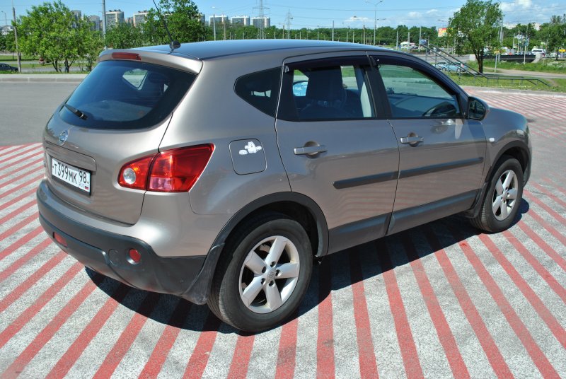 Nissan Qashqai 2007 +2