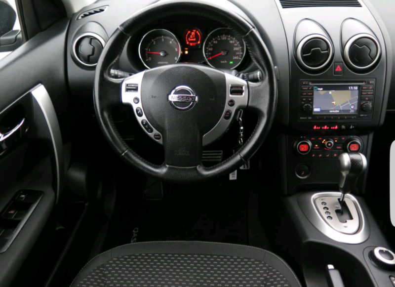 Nissan Qashqai j10