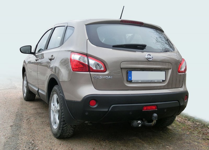 Nissan Qashqai j10 2010