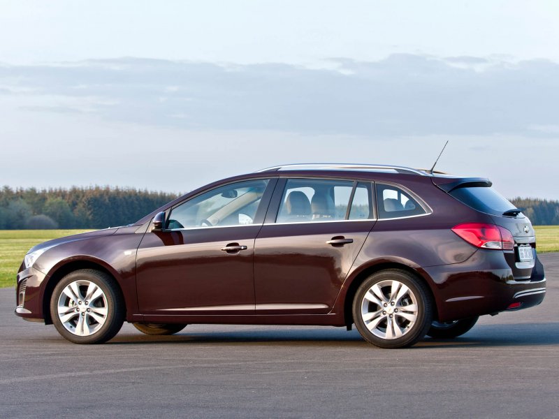 Chevrolet Cruze багажник