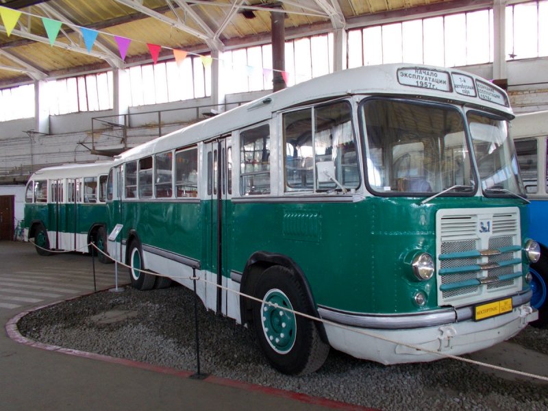 ЗИЛ-158 автобус