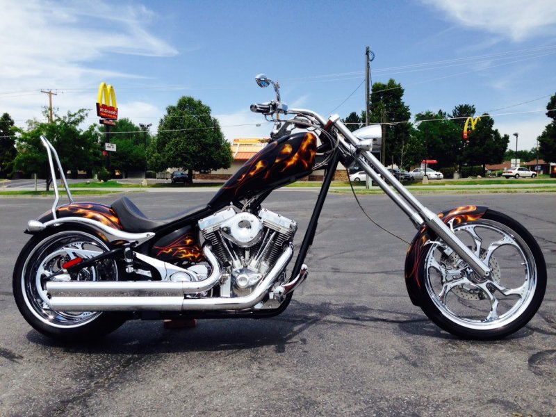 Мотоцикл Harley Davidson Chopper