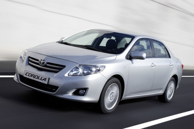 Toyota Corolla 2010 хэтчбек