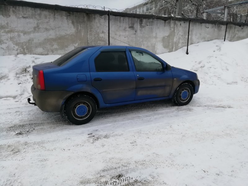 Рено Логан в Старом кузове 2000