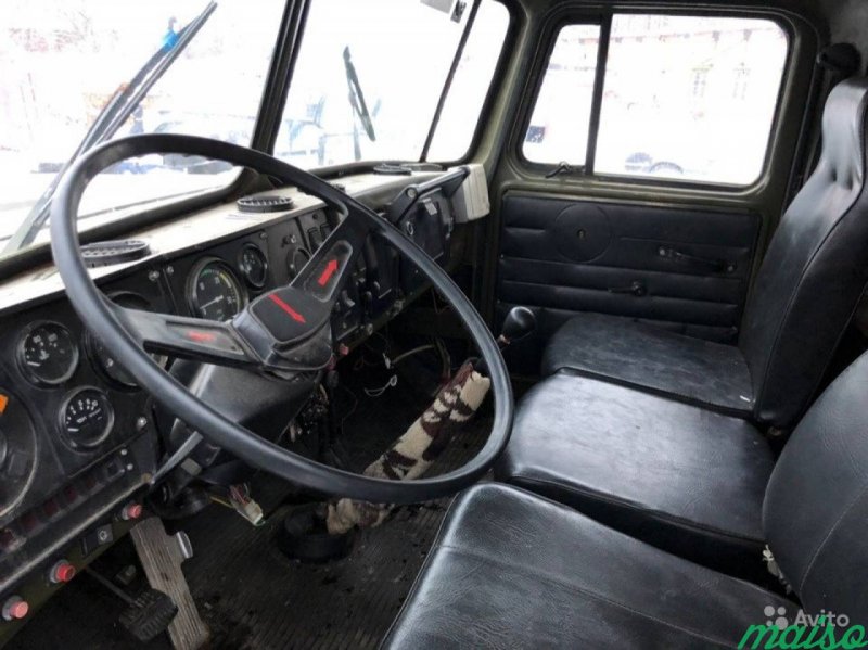 Урал 4320 салон со спальником
