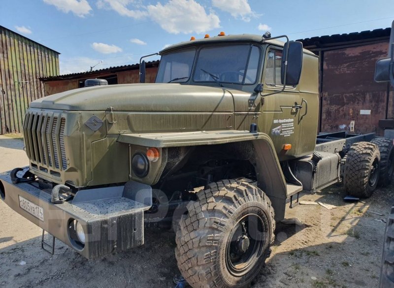 Урал 4320 со спальником