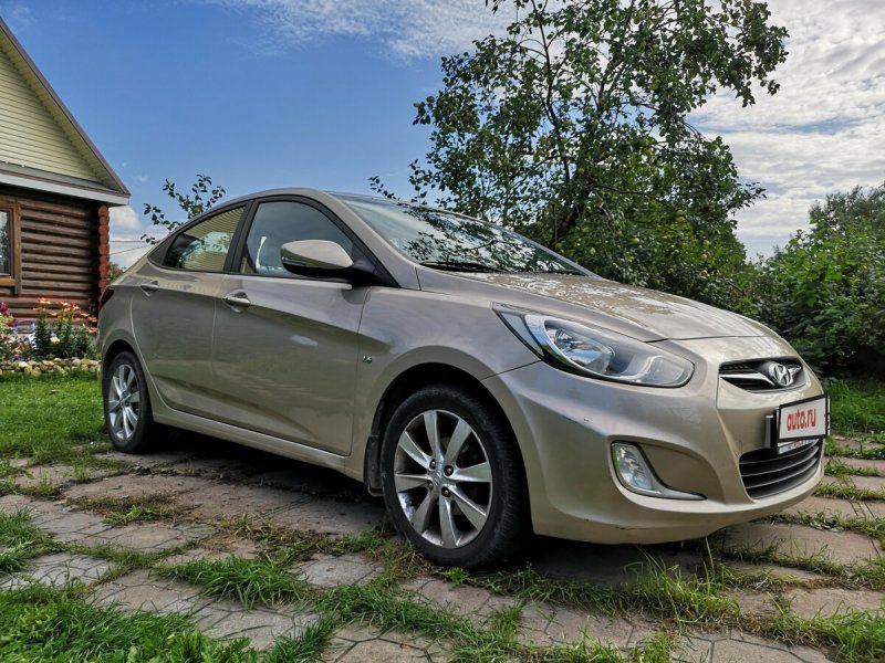 Hyundai Solaris 1.6 at
