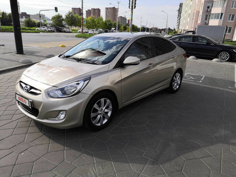 Hyundai Solaris 1.6 at, 2011,