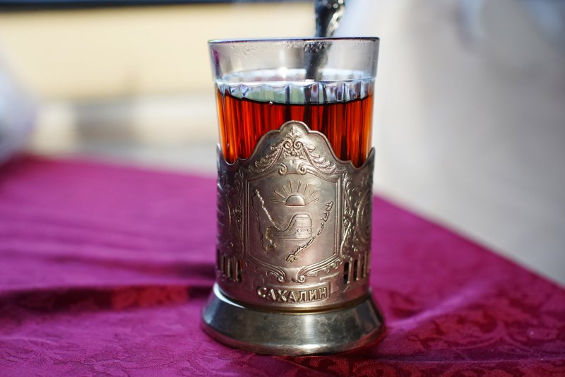 Чай в подстаканнике