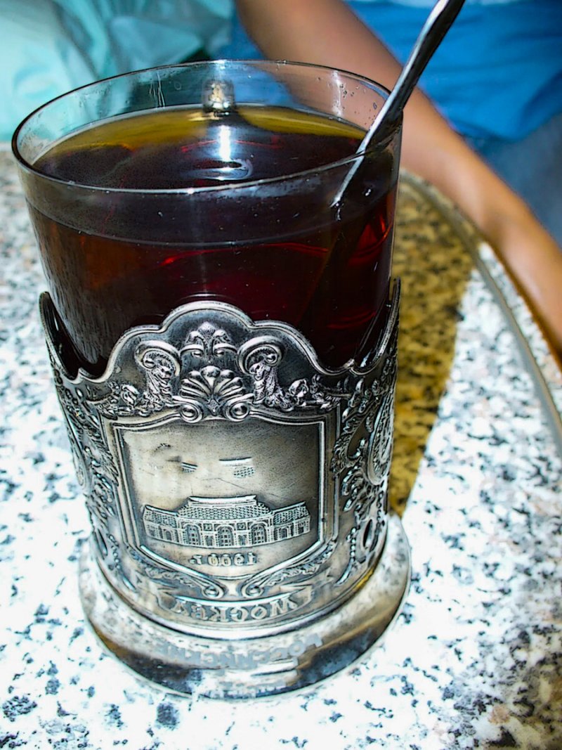 Чай из подстаканника