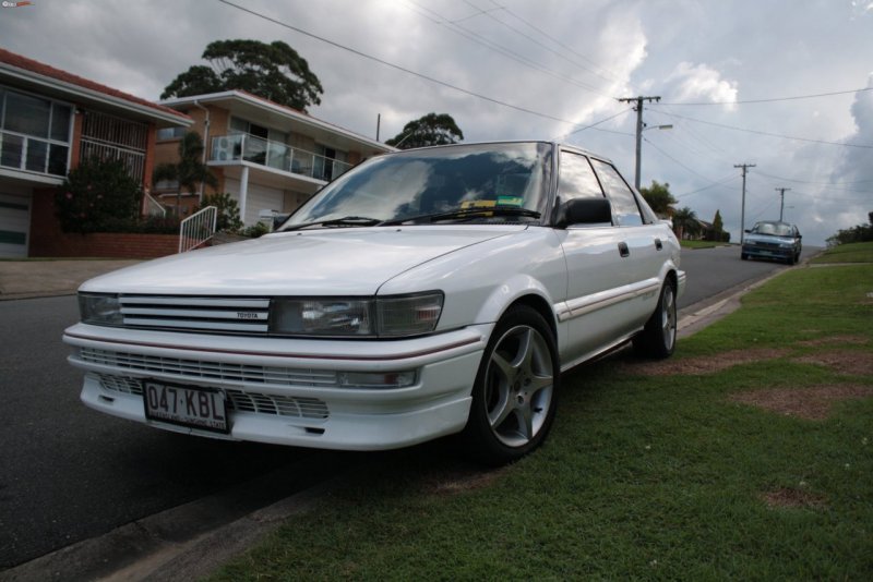 Toyota Corolla 1990-1993