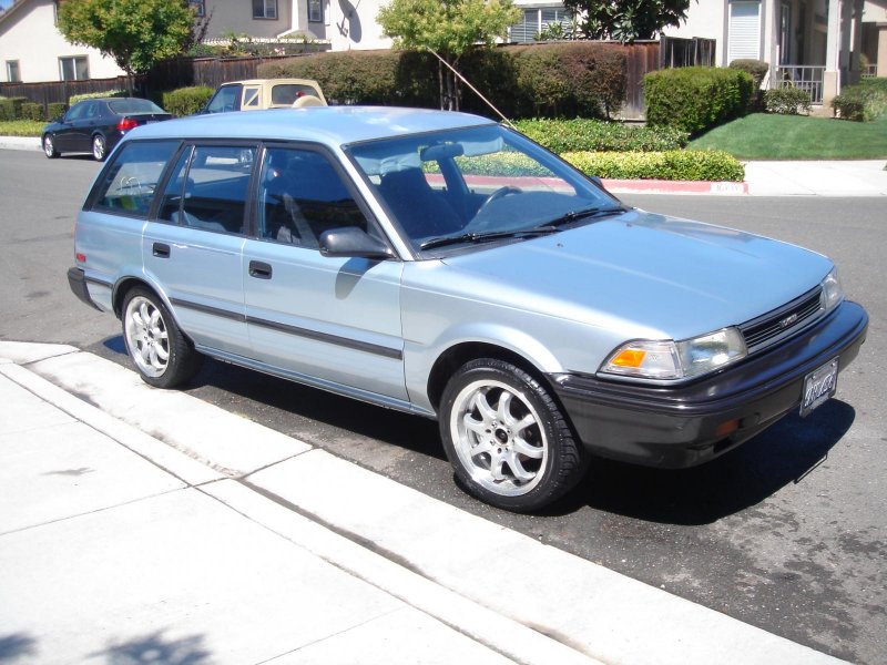 Toyota Corolla 1990 1.3