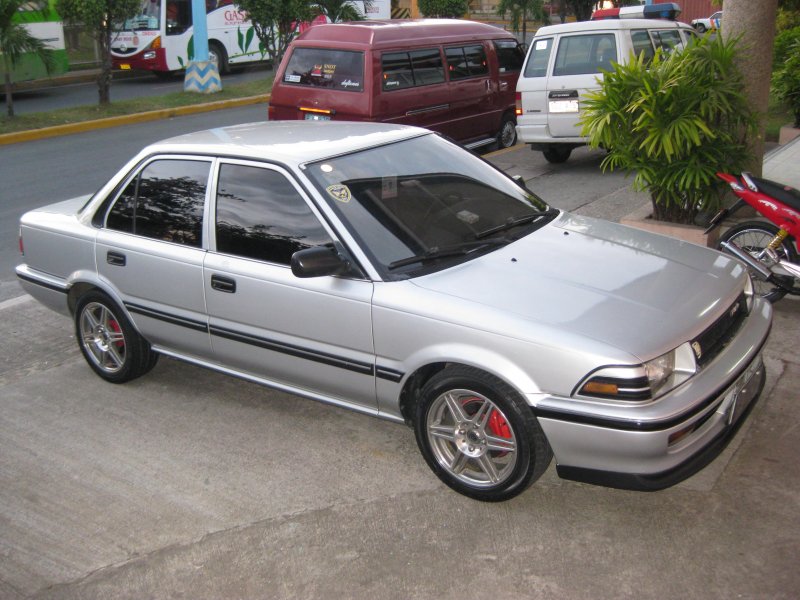 Toyota Corolla 1990